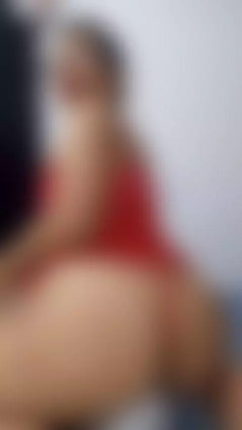 love spanking 🤭 give me one! by honeyblue-e