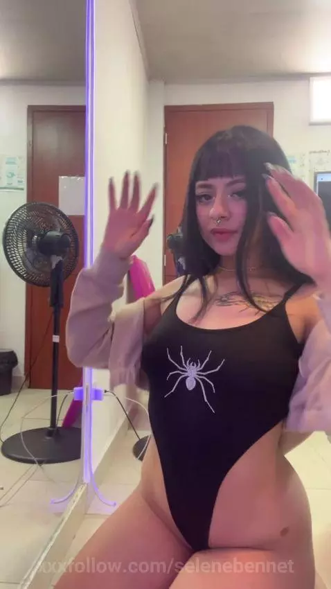 Come in... I promise you you won't want to leave 😈 by selenebennet