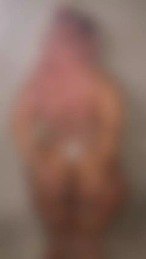 You accompany me in the bathroom by rachellqueen1