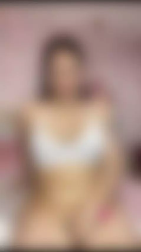 Welcome to my world. Clothes and limits off by melodywhithe