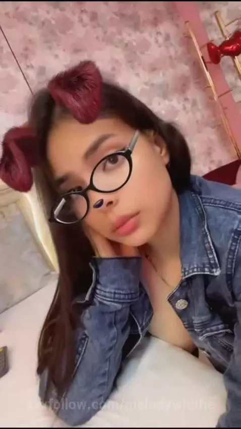 Follow e for more 💋 by melodywhithe