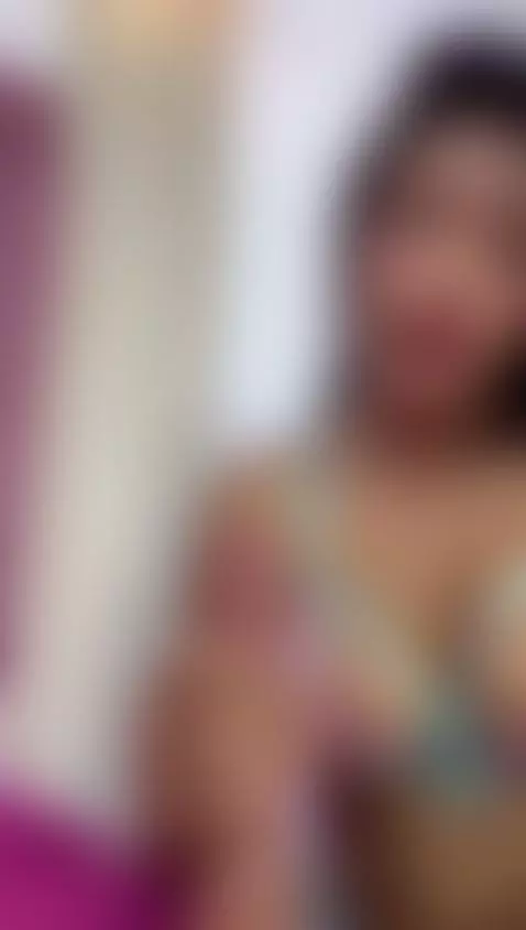 Today I want to wet you so much until you slip on me by vickyruiz1