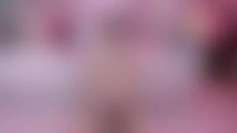 "I just turned the camera on...ready for me to warm you up?"... by emmawilliams22