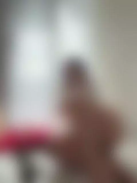 Nos fumamos un cigarro juntos amore? 🚬 En mi BIO esta el enl... by lachicamarlboro