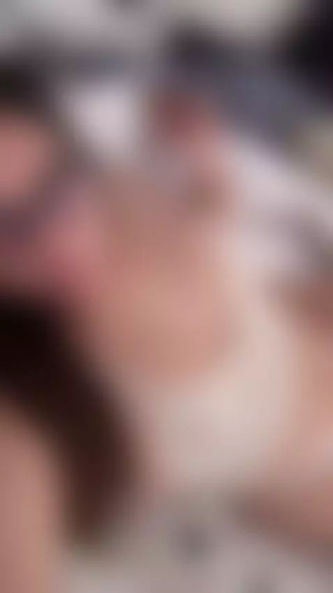 LOS ESPERO EN EL LINK DE MI BIO AMORE 🚬🥵 #ONLYFANS #CONTENID... by lachicamarlboro