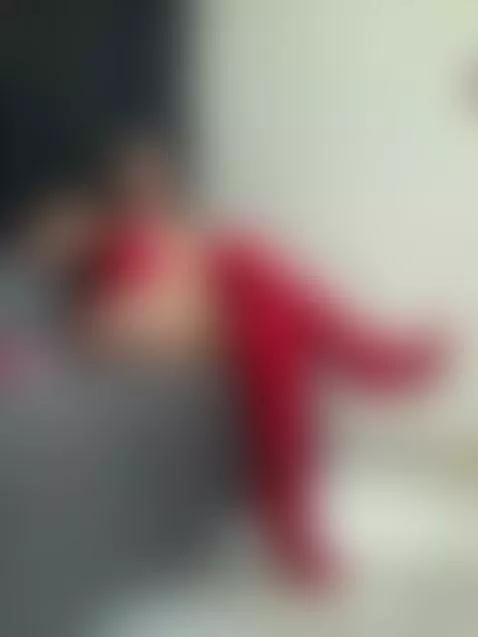 Good morning, lovers ❤️ I'm wearing passionate red today… re... by lachicamarlboro