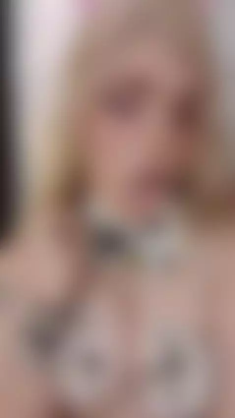 Saliva on my tits by leximarieee3