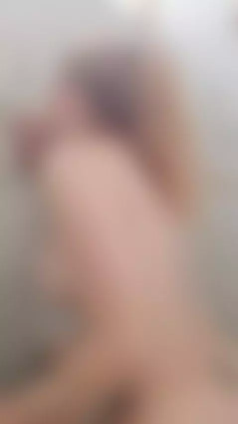 sucking your cock by ladykiaraa