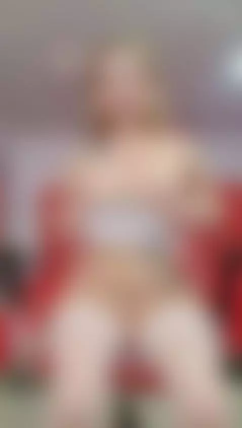 Come here, i dont bite you... unless you want 👄💥 by ladykiaraa