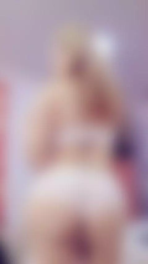 my pretty buttocks want to be spanked by a man like you by ladykiaraa