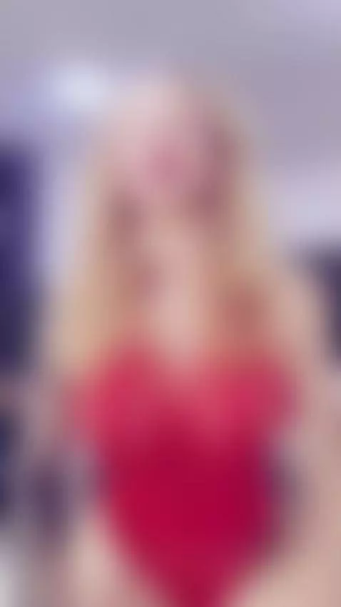 I want to have your cock in the middle of my tits, feeling h... by ladykiaraa