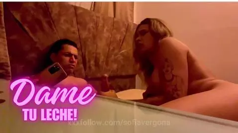 te dejas ordeñar? by sofiavergona