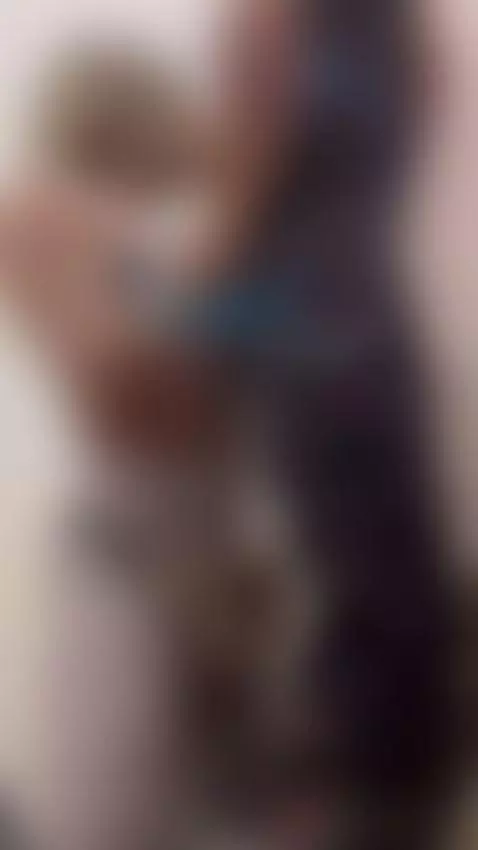 no aguantamos y lo hicimos en las escaleras del apartamento by sofiavergona