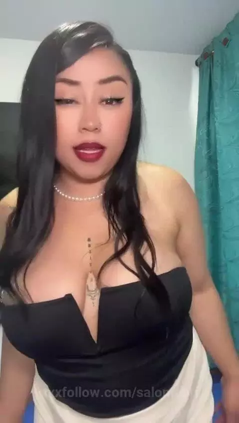 https://es.stripchat.com/salome_Bri by salomebri