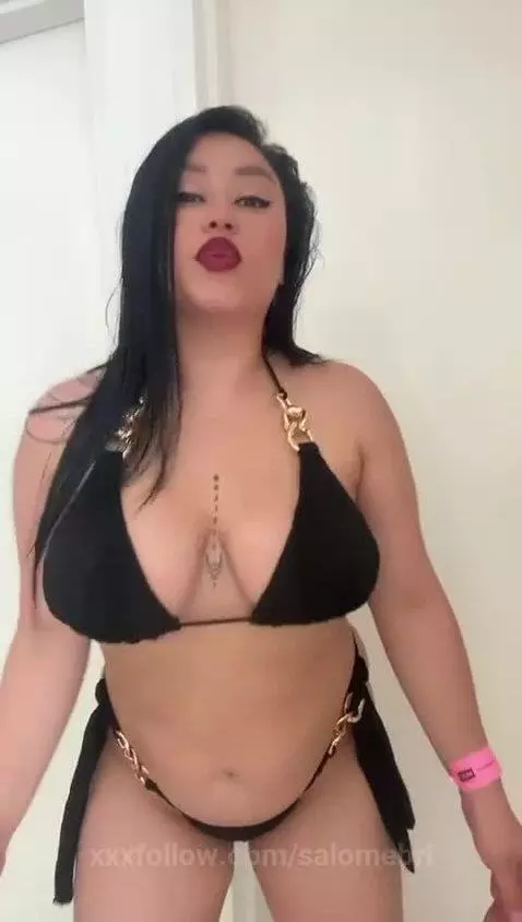 https://es.stripchat.com/salome_Bri by salomebri