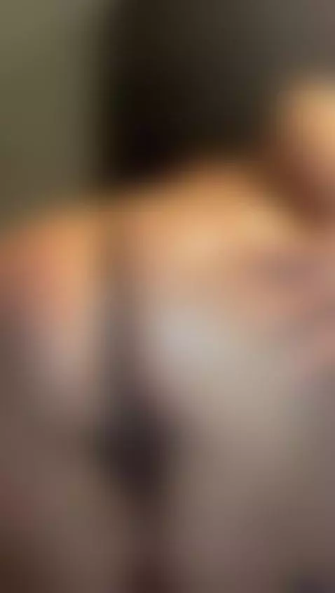 stripchat.com/salome_Bri/follow-me by salomebri