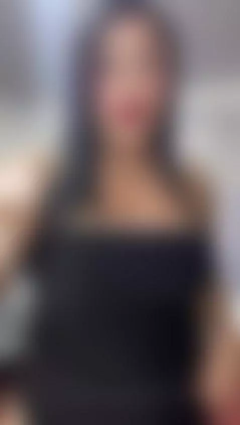 stripchat.com/salome_Bri/follow-me by salomebri