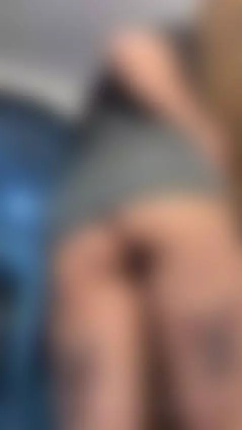 stripchat.com/salome_Bri/follow-me by salomebri