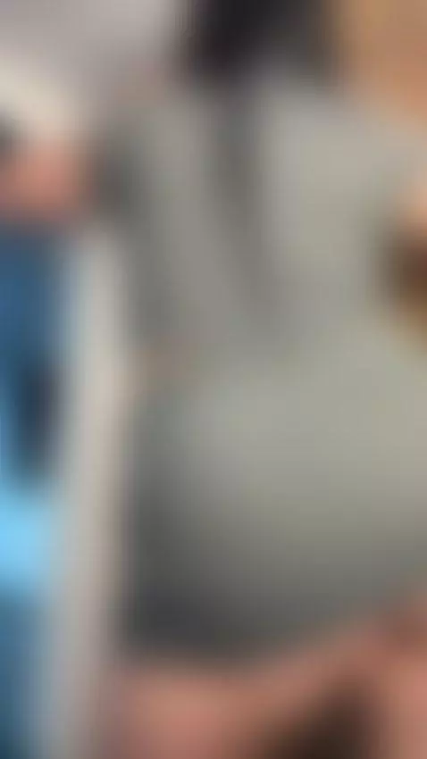 stripchat.com/salome_Bri/follow-me by salomebri