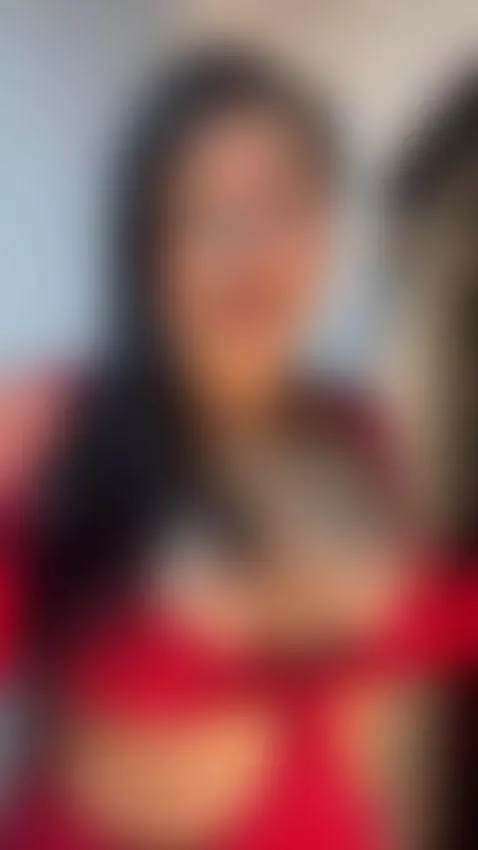 stripchat.com/salome_Bri/follow-me by salomebri