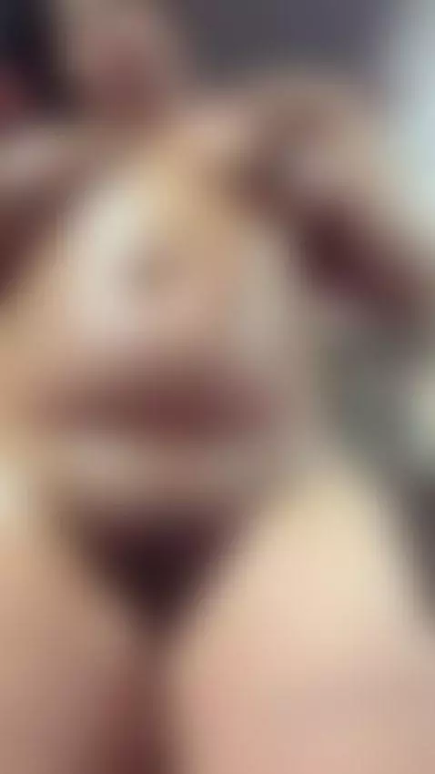 stripchat.com/salome_Bri/follow-me by salomebri