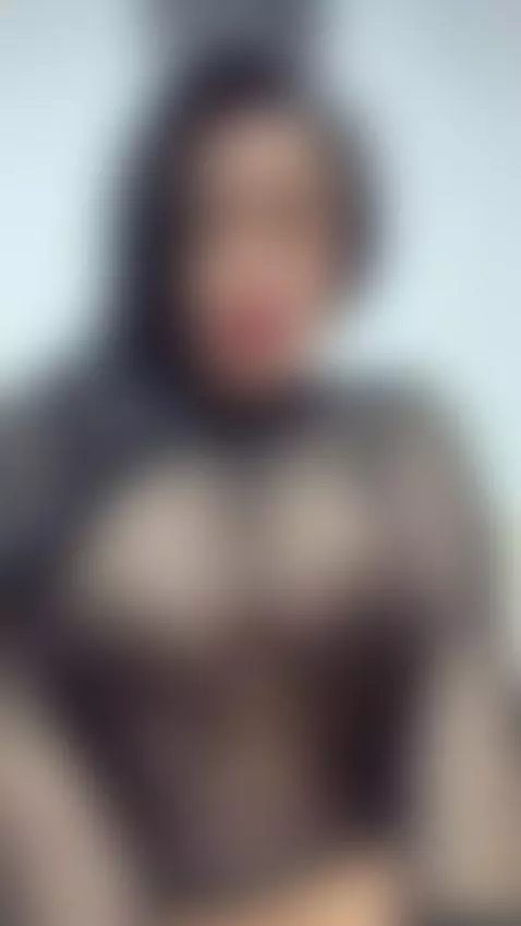 stripchat.com/salome_Bri/follow-me by salomebri