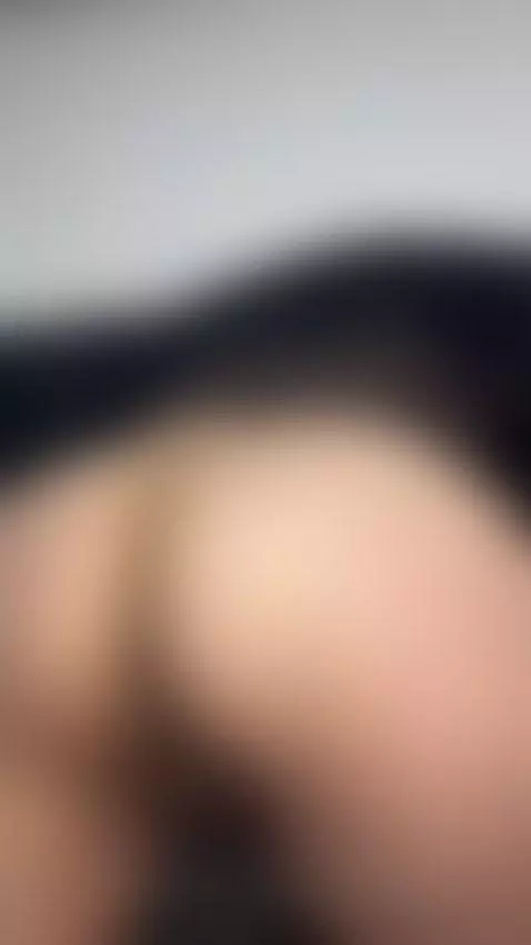stripchat.com/salome_Bri/follow-me by salomebri