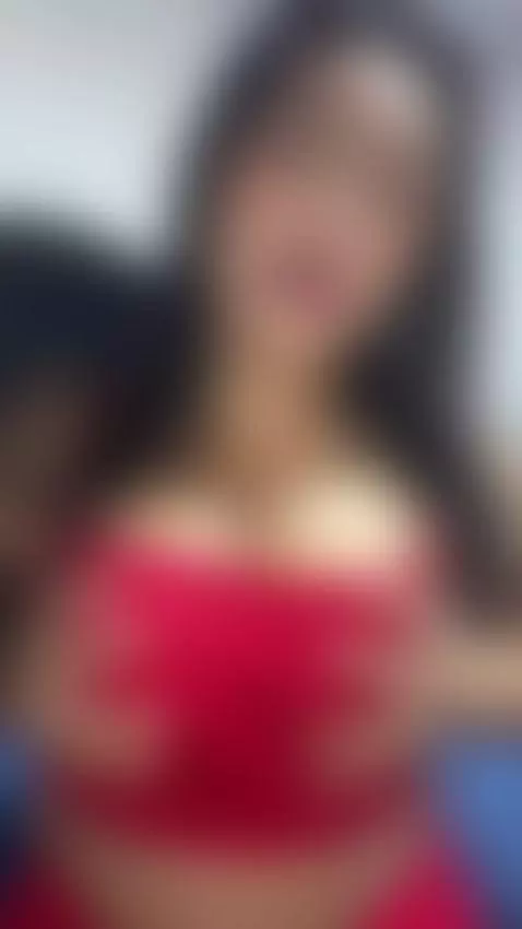stripchat.com/salome_Bri/follow-me by salomebri