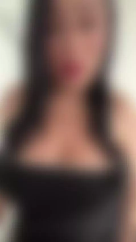 https://es.stripchat.com/model/fan-club by salomebri