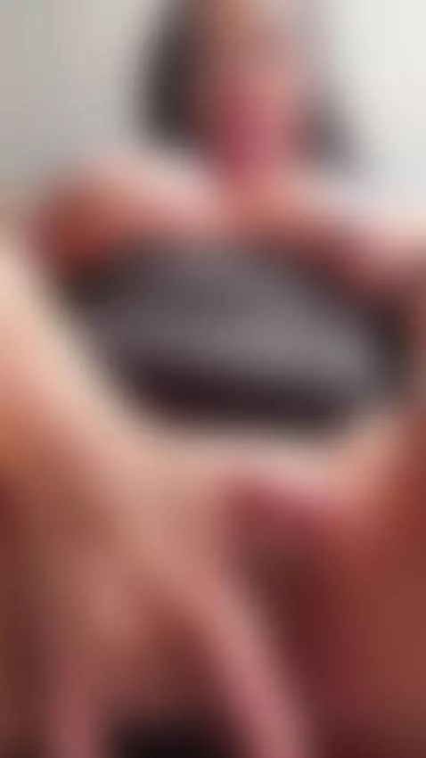 stripchat.com/salome_Bri/follow-me by salomebri