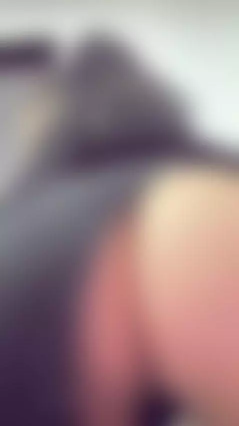 stripchat.com/salome_Bri/follow-me by salomebri