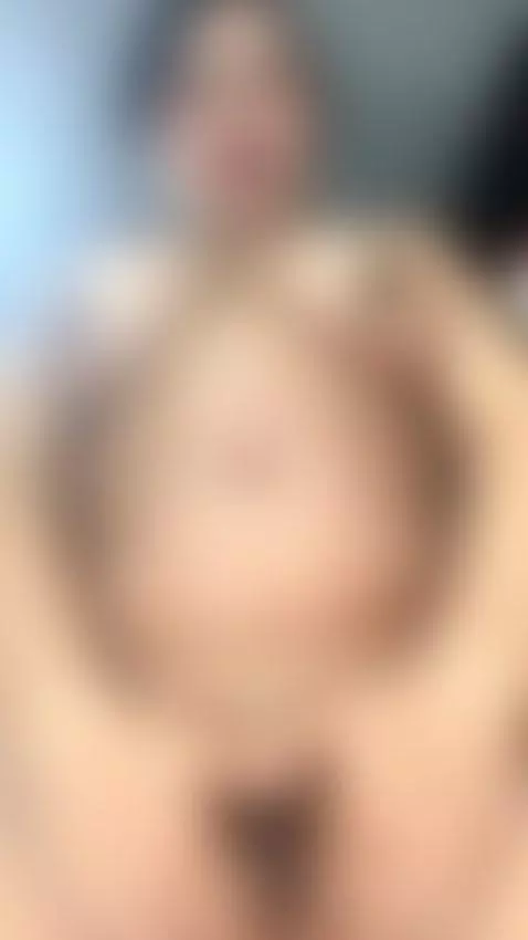 stripchat.com/salome_Bri/follow-me by salomebri