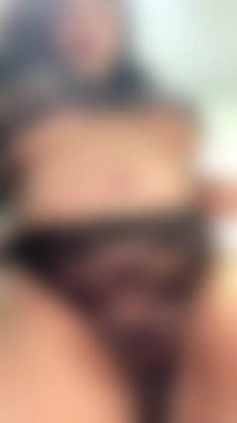 stripchat.com/salome_Bri/follow-me by salomebri