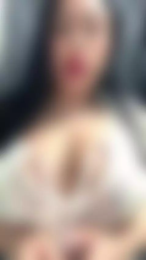 stripchat.com/salome_Bri/follow-me by salomebri