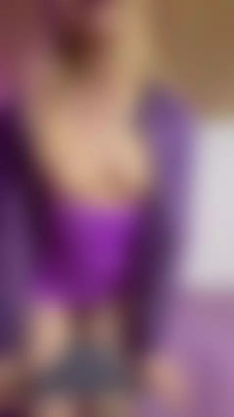 sexy slim girl dancing by abbierhondes