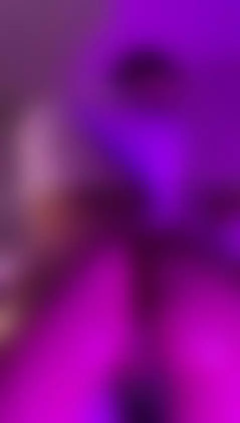 showing my naughty ass by abbierhondes