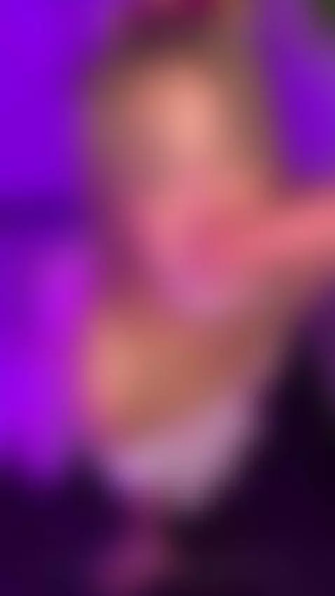 sucking a wonderful dick by abbierhondes