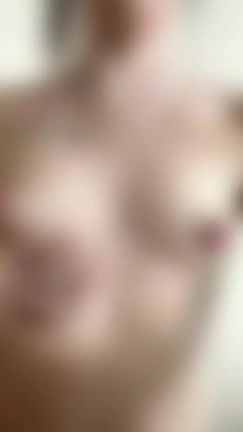 Hot shower by soyandi