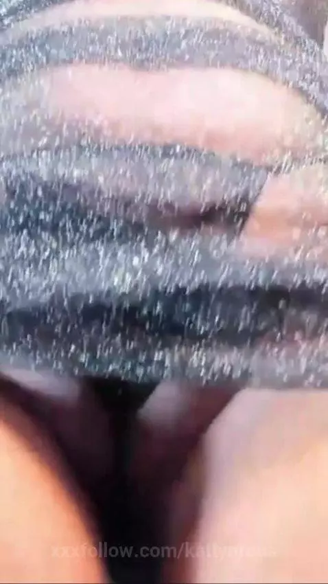 I'm online and waiting for you ⏰ by katlynrous