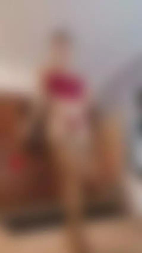 Let me be your pretty woman 💗🌹
https://es.stripchat.com/Alic... by alicebarry