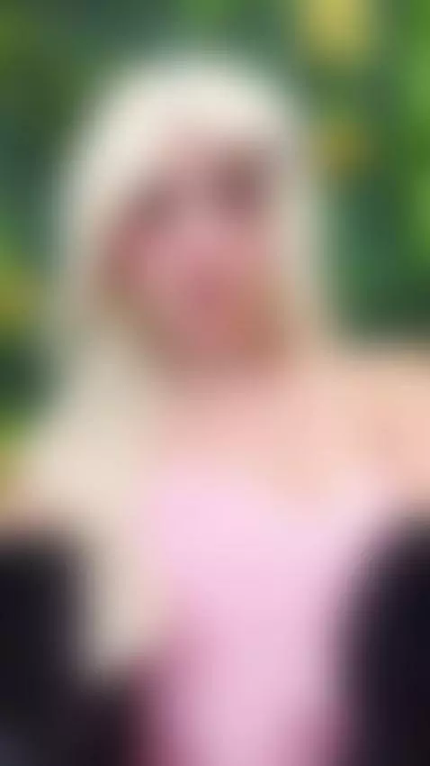 Barbie tambien necesita descansar 😈 by sabrinaa-fox