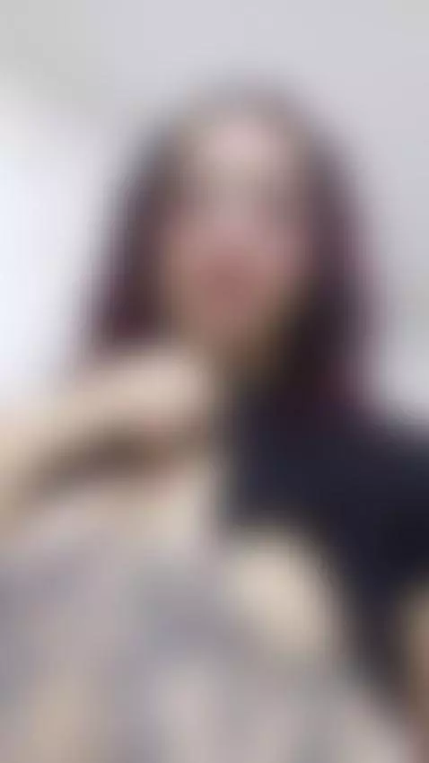 Esto es lo que venimos hacer las chicas en el baño by sabrinaa-fox