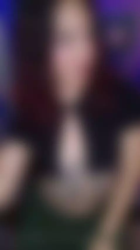 estoy en linea justo ahora, quiero que me hagas vibrar hasta... by sabrinaa-fox