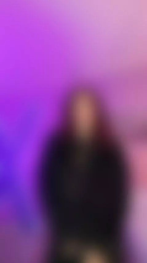 3... 2... 1... SURPRISE!
https://www.camsoda.com/sabrinaa-fo... by sabrinaa-fox