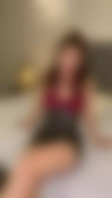 redhair, sexy, latina by sabrinaa-fox