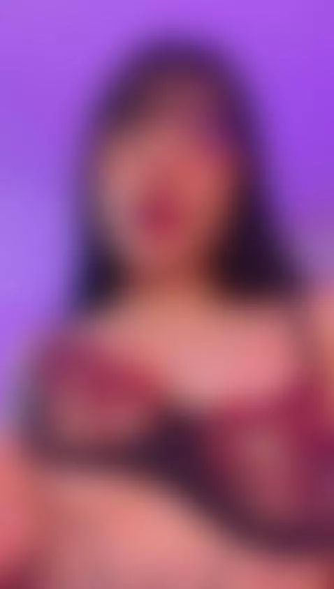 Sexy latina is heree!!! online by jadelittlee