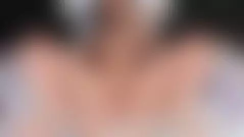 Suck my tits until I go crazy 🍒🔥 by lauracarther