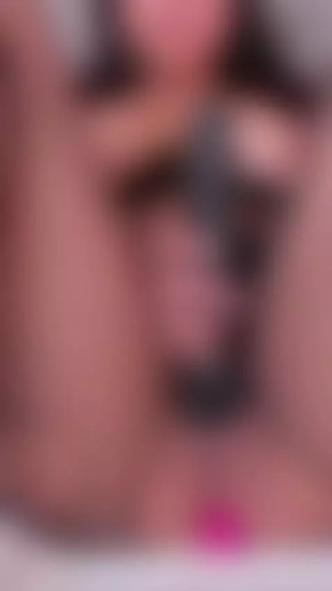 I'm online pretty wet and eager to play by sofiadanss