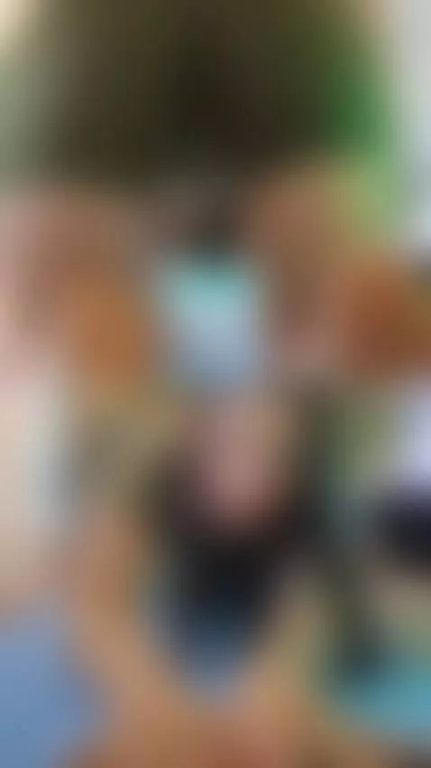 A little stretching, on this Yoga Day 💥 may you help me? by gabymanson1