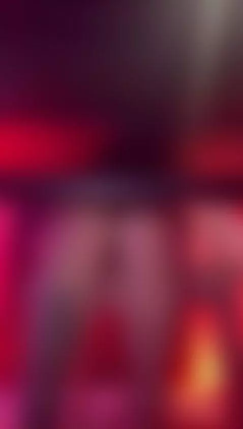 Im being so naughty on the office by gabymanson1